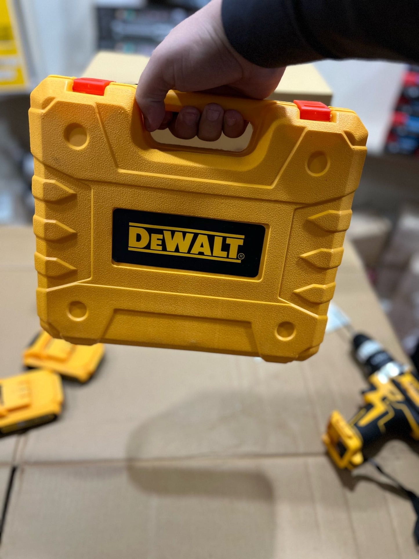 DeWALT 24Volt Drill Set With Tool ket