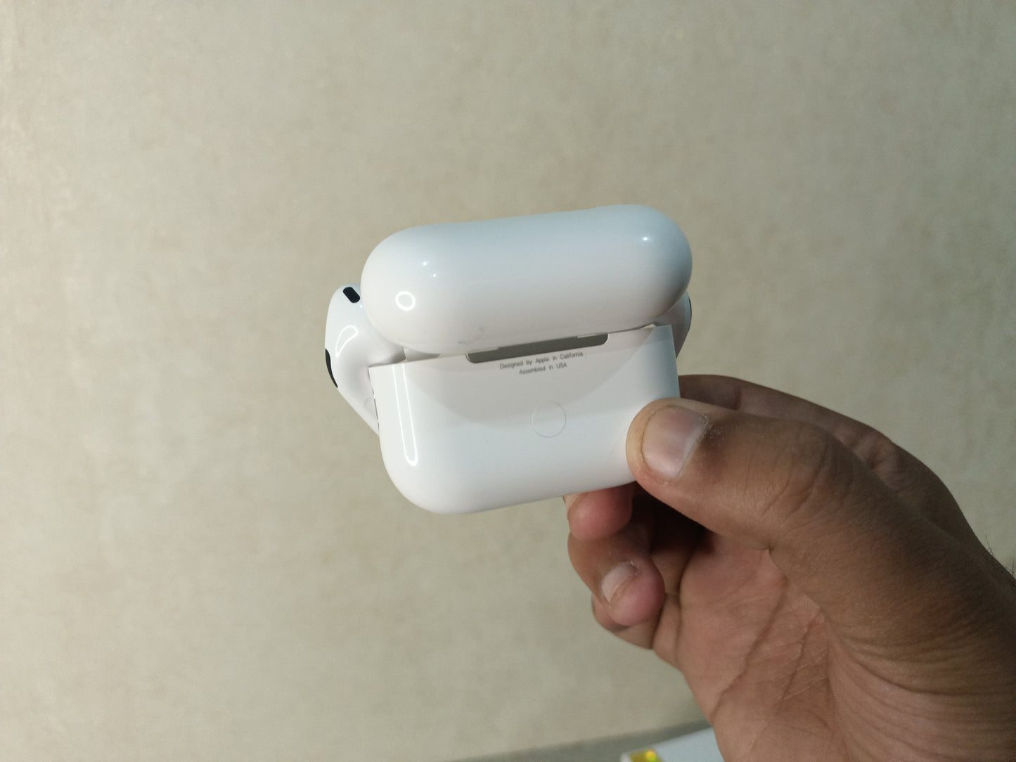 Apple Airpods Pro 2 (2nd generation) ANC Supported | Made in USA | White Colour