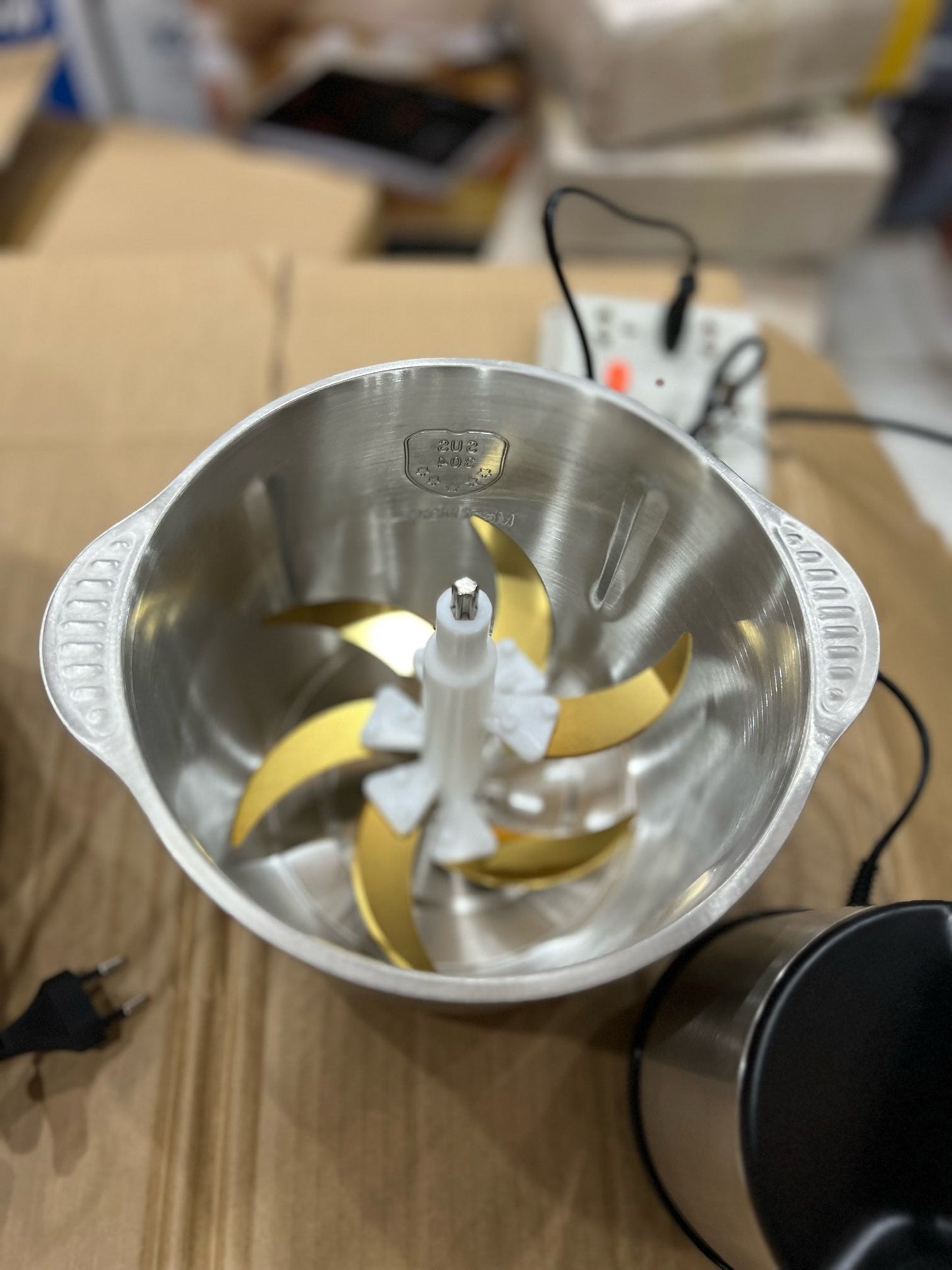 Super crest Meat Chopper With 12blads