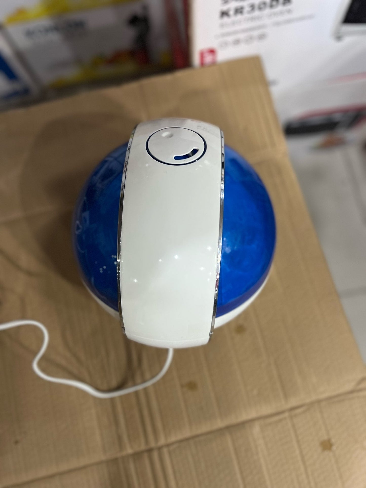 Unique Ball Design Electric Humidifier